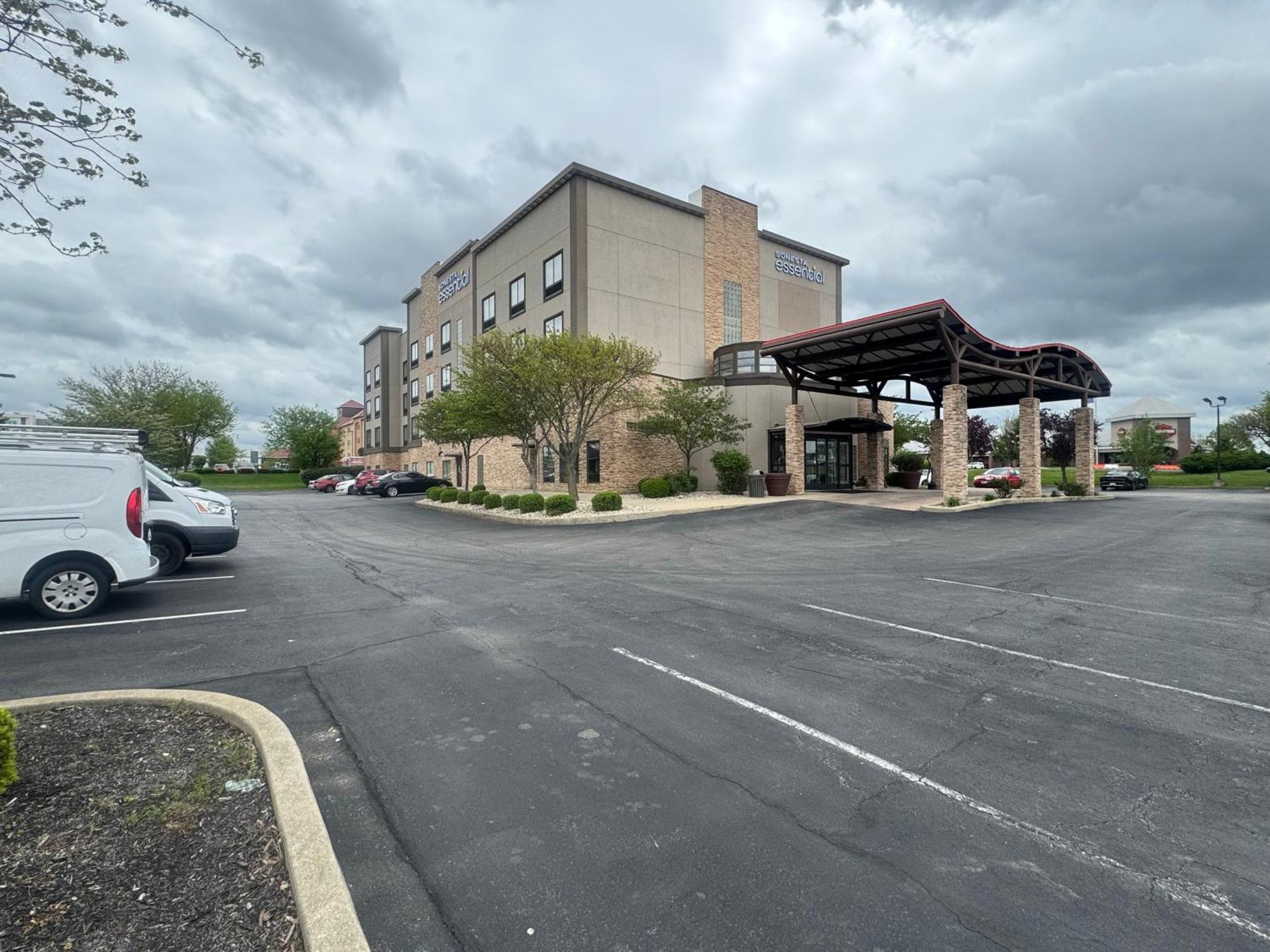 Best Western Plus Atrea Airport Inn&Suites Plainfield Extérieur photo