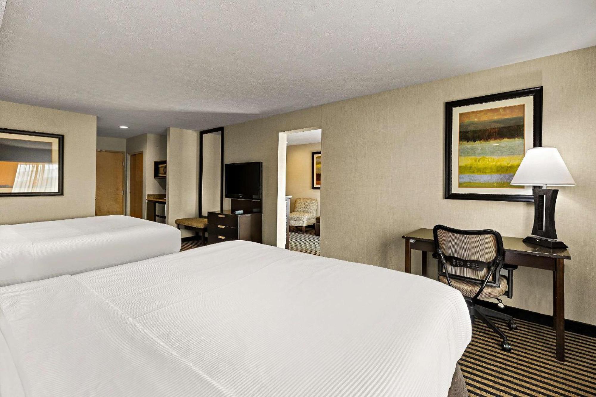 Best Western Plus Atrea Airport Inn&Suites Plainfield Extérieur photo
