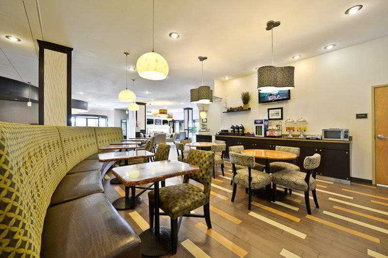 Best Western Plus Atrea Airport Inn&Suites Plainfield Restaurant photo
